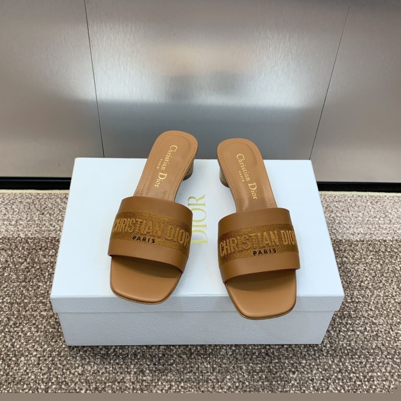 ch**an D*or slippers